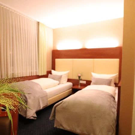 Hotel Wahlster Saarbrücken Dış mekan fotoğraf