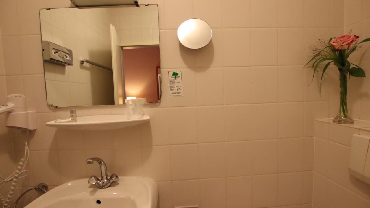 Hotel Wahlster Saarbrücken Dış mekan fotoğraf