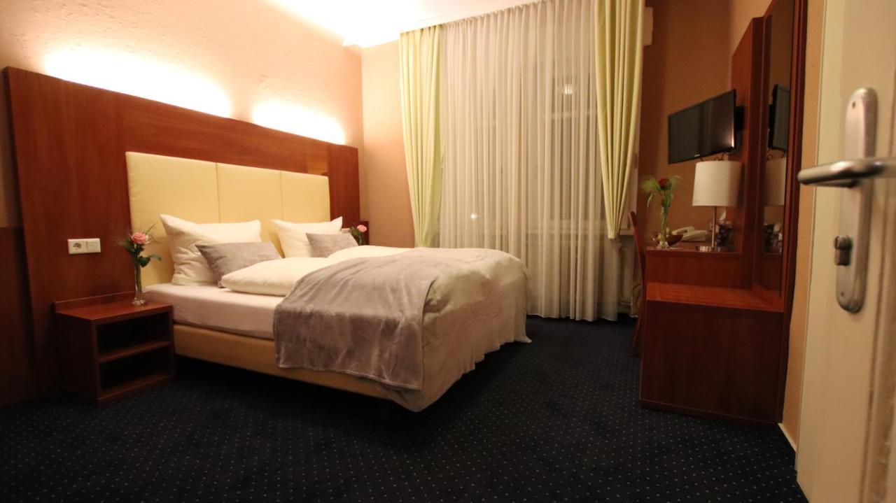 Hotel Wahlster Saarbrücken Dış mekan fotoğraf